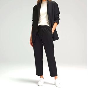 Lululemon luxtreme 7/8 pants black medium bnwt